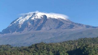 🪶「ただ、在ることがすべてだった──魂が静かに深まり、再び目を開く日」 1 キリマンジャロ